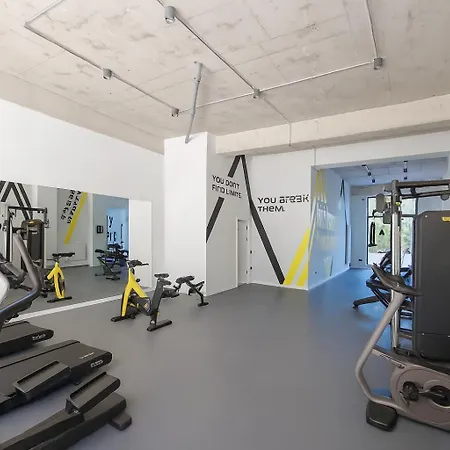 Apartament Alezzi Odyssey Aparthotel 3*